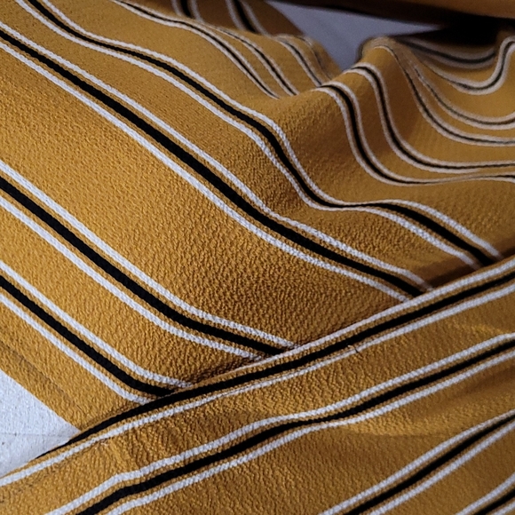 Sadie & Sage long sleeve top - Picture 3 of 3